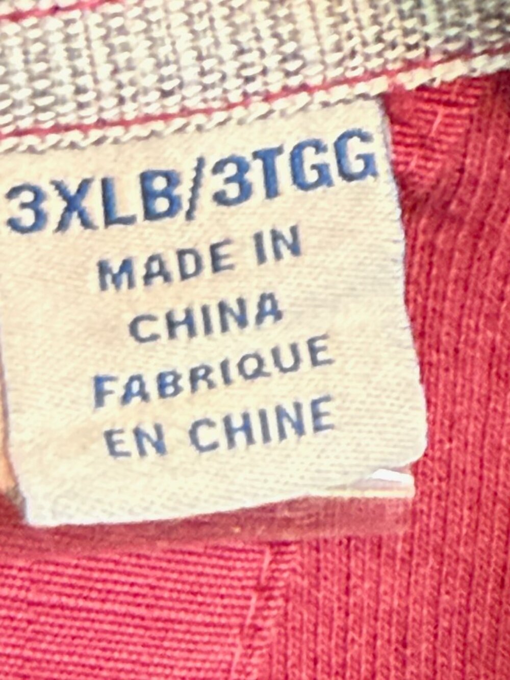 Tommy Bahama 1/2 zip pull over Color Berry size 3XLB - Picture 3 of 4